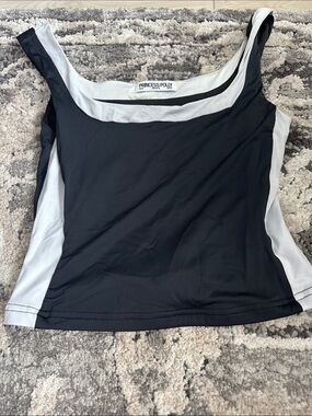 Princess Polly Black & White Scoop Neck Tank